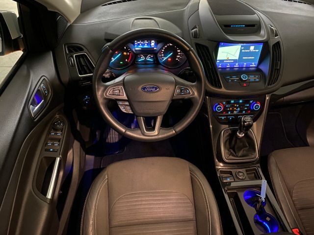 Kuga 2.0 TDCi Titanium AHK+SHZ+KLIMAAUTO