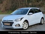 Hyundai i20 Turbo/KAMERA/1 HAND/WENIG KM/AHK/SPUR - Hyundai i20 mit Anhängerkupplung