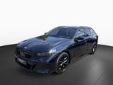BMW 540dA xDr T M SPORT PRO Pano,AHK,StHzg,B&W,360° - BMW 5er Reihe: Schwarz