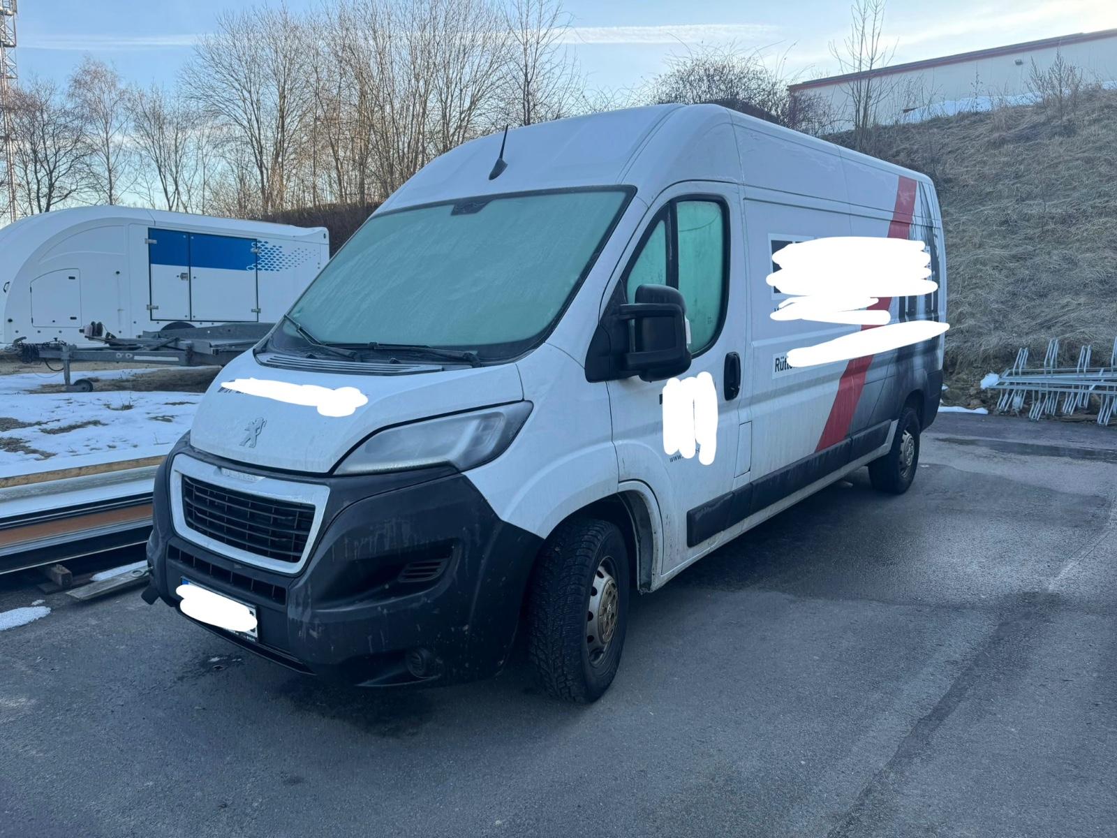 Peugeot Boxer Kasten Hochraum 335 L3H2 Premium BlueHD 1