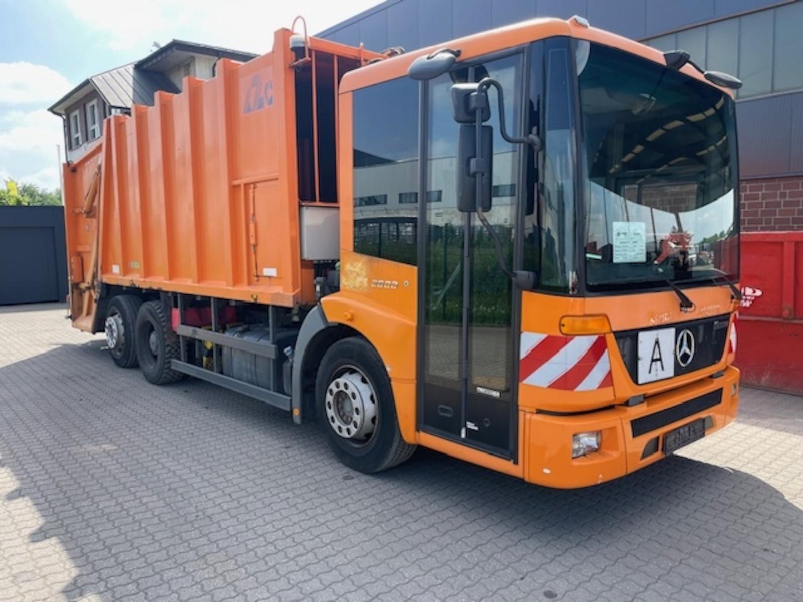Mercedes-Benz 2633 Econic 6x2 HallerX2/Zöller2301