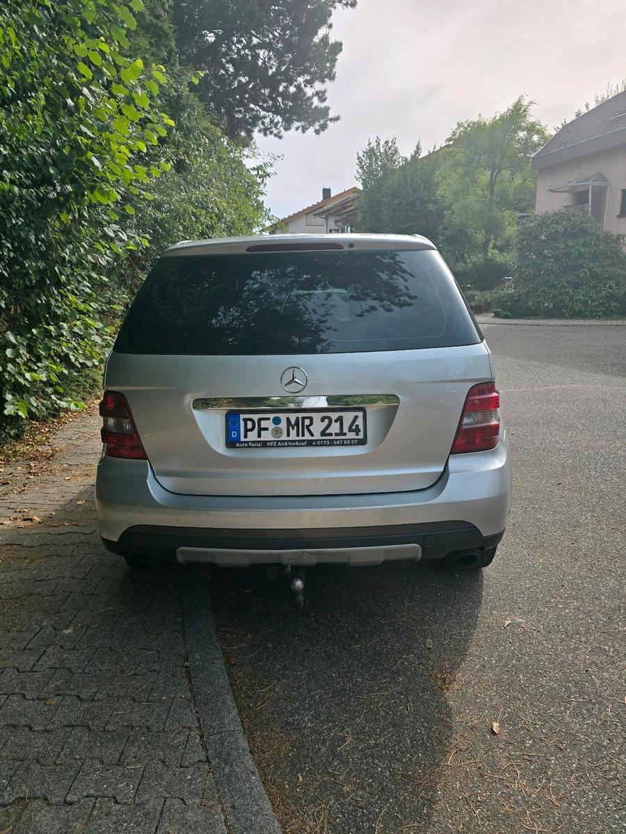 Mercedes-Benz ML280 2005 — photo 12