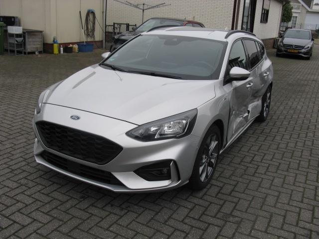 Ford Focus 1,0 EcoBoost Hybrid 92kW ST-Line Turnier
