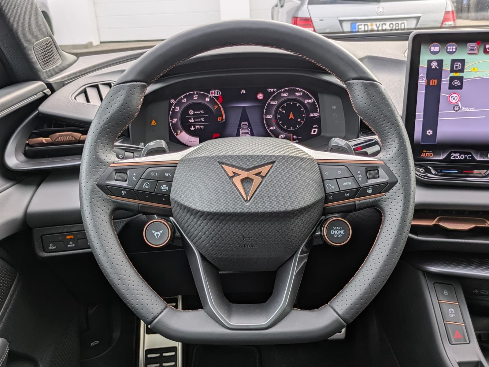 Fahrzeugabbildung CUPRA Terramar 2.0 TSI 4D VZ HUD*MATRIX*PANO*DCC*20"