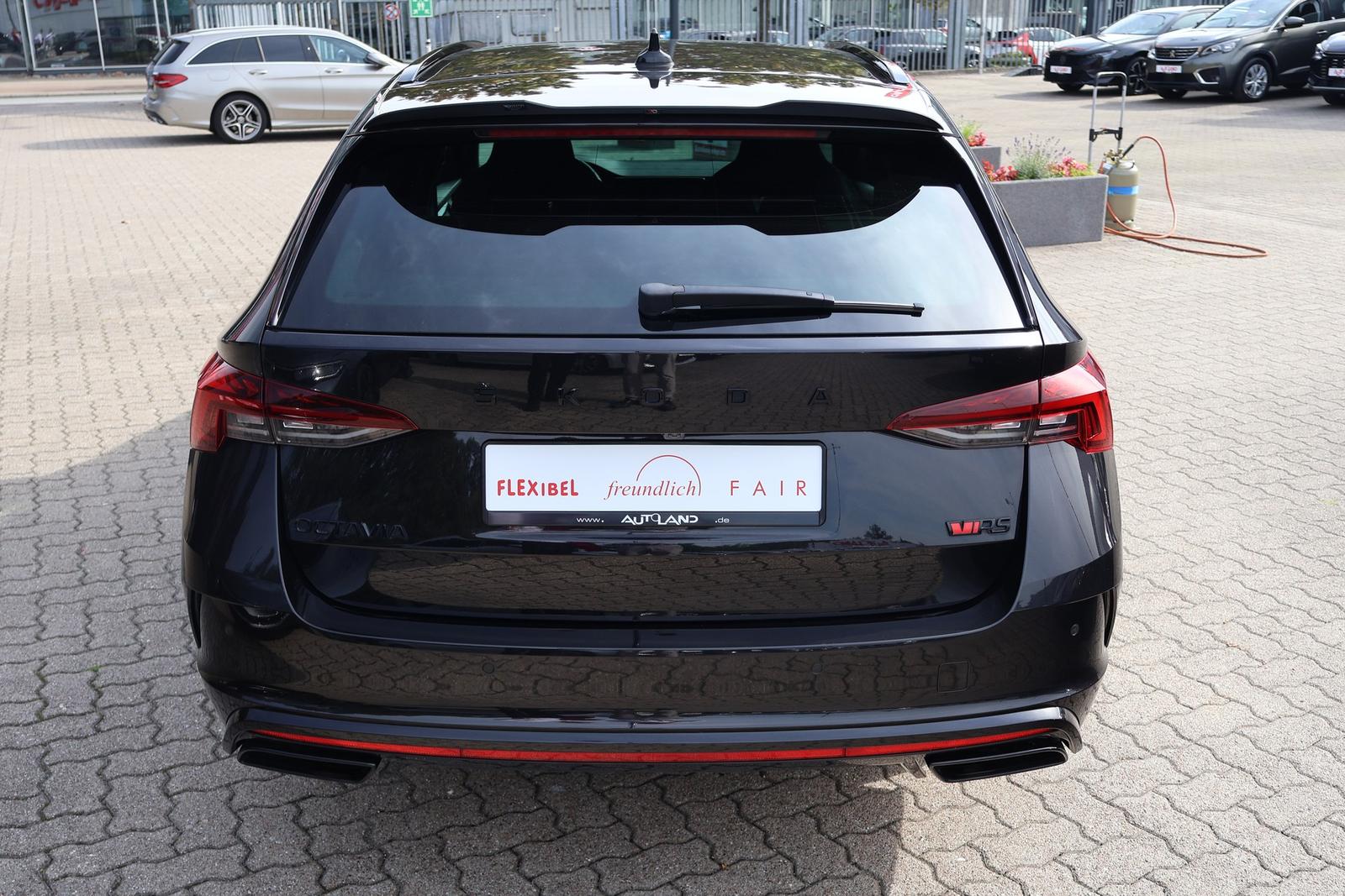 Skoda Octavia Combi 2.0 RS DSG LED Navi Sitzheizung