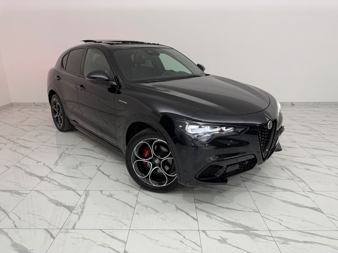 Alfa Romeo ALFA ROMEO STELVIO Q4 VELOCE 210 CV TETTO/H&K/SE imagem 2