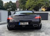 Mercedes-Benz SLS AMG 6.2 V8 Roadster - - Mercedes-Benz SLS AMG mit Benzin-Antrieb: Cabrio, 6.2