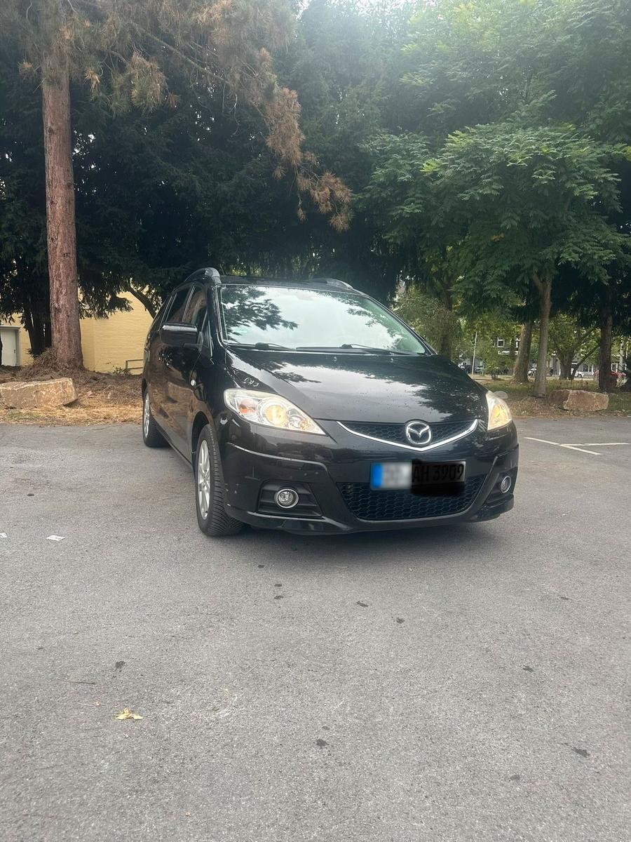 Mazda 5 2010 — photo 11