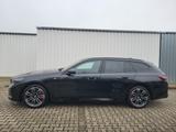 BMW 520 i M-Sport PRO Sommer19'' AHK ICONIC M-Leucht - BMW 520 in Frankfurt (Main)