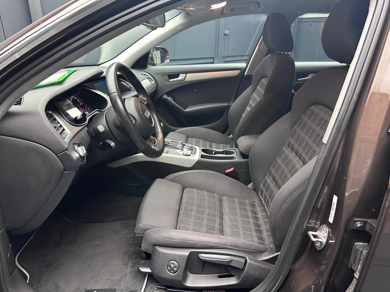 Audi A4 2013 — photo 14