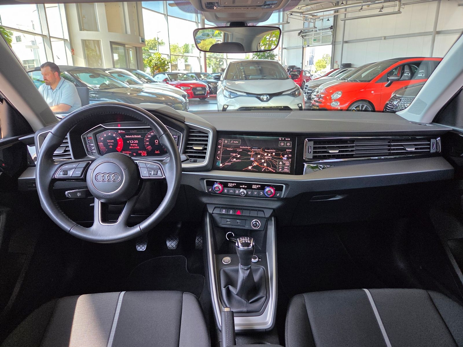Fahrzeugabbildung Audi A1 citycarver 30 TFSI LED GRA NAV PDC SHZ ALU