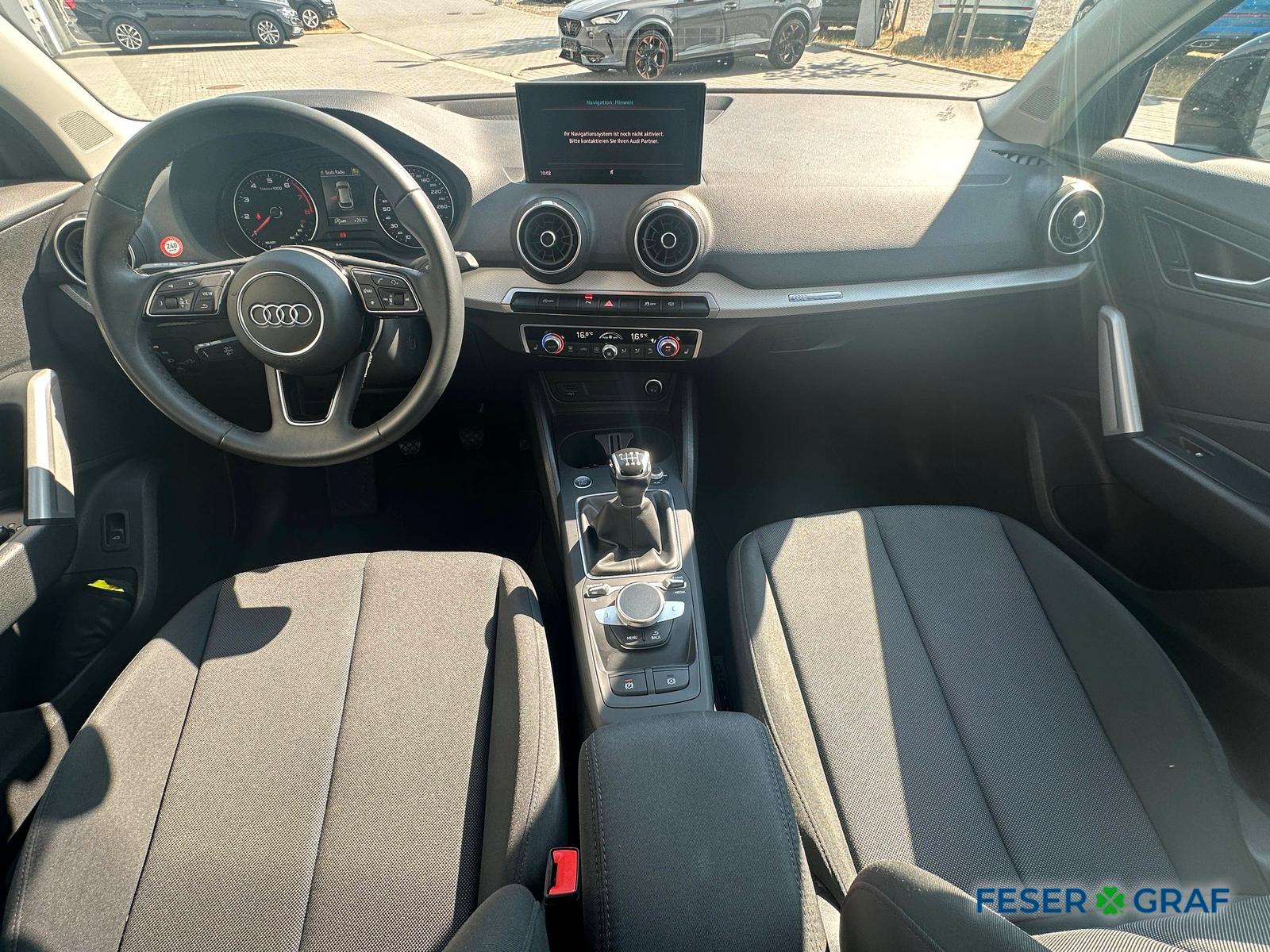 Audi Q2 30 TFSI LED KAMERA CAR PLAY, миниатюра 8