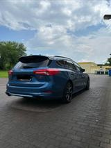 Ford Focus 2,3 EcoBoost ST Styling-Paket Turnier ... - Ford Focus: Styling