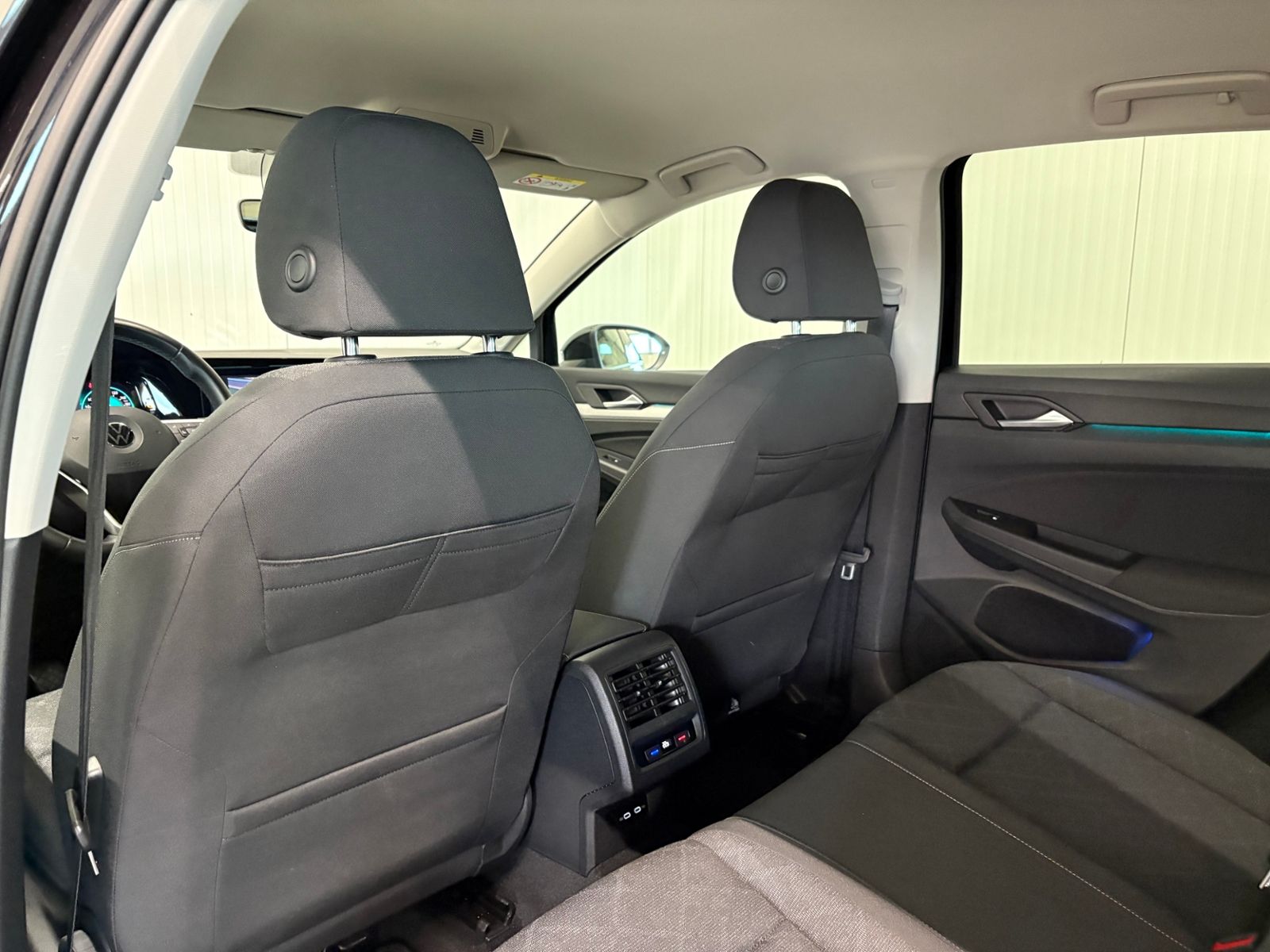 Golf VIII Life 1.0 eTSI DSG LED NAVI ACC PDC SHZ