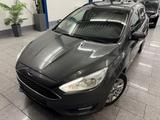 Ford Focus 1.5 TDCI*TURNIER*AUTOMATIK*NAV*PDC*SHZ*AHK
