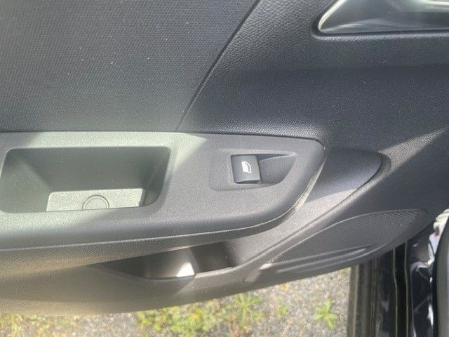 Fahrzeugabbildung Opel Corsa 1.2 Turbo GS+AppleCar+AndroidAuto+PDC