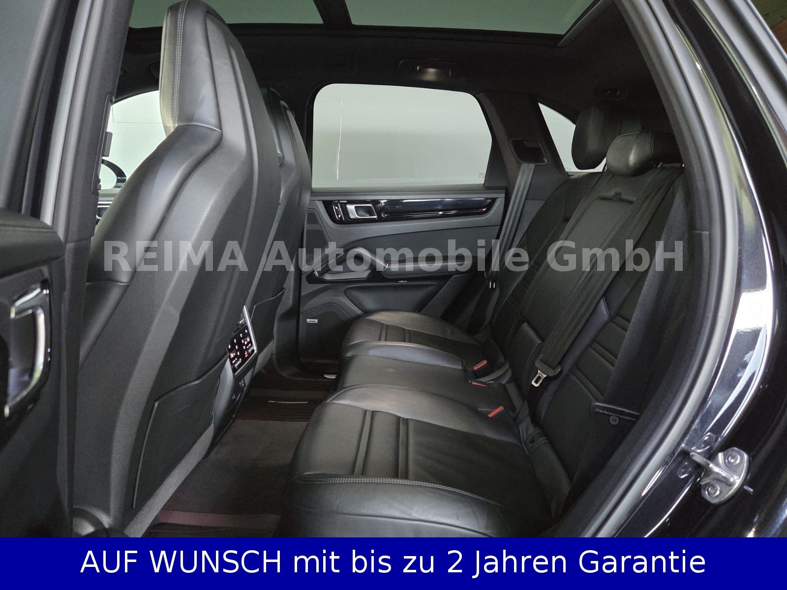 Fahrzeugabbildung Porsche Cayenne 3,0i , LED, Pano, Sport Chrono, Bose