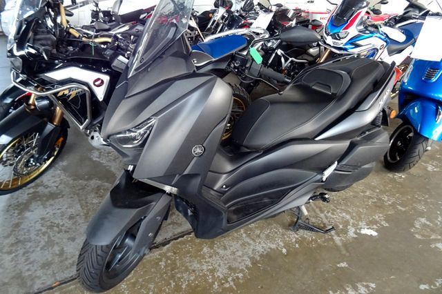 Yamaha X-Max 300 Tech Max, Heizgriffe