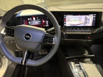 Fotografie 16 des Opel Astra Sports Tourer Electric GS