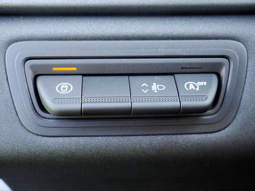 Fahrzeugabbildung Renault Captur Techno TCe 140 Mild Hybrid