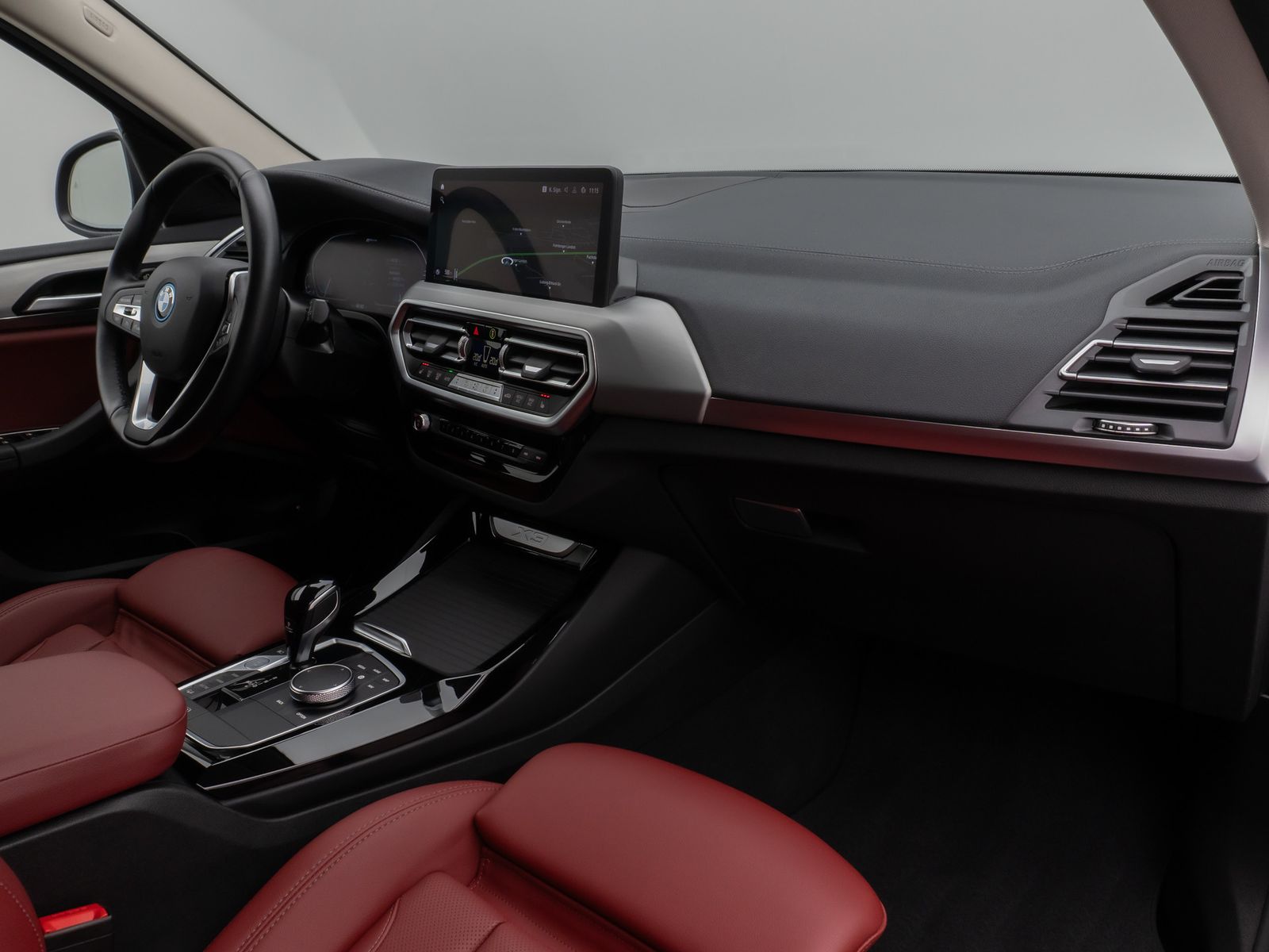 Fahrzeugabbildung BMW X3 xD30e Laser 360° HUD DAB HiFi Komfort Sport