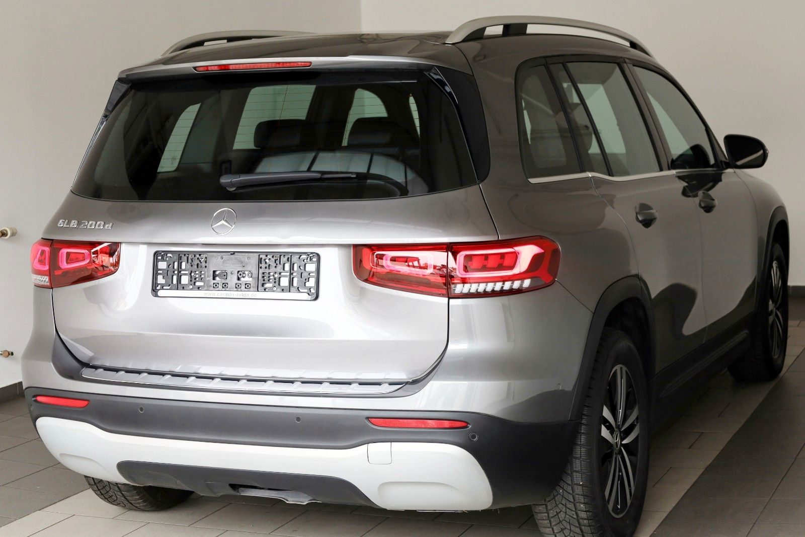 Fahrzeugabbildung Mercedes-Benz GLB 200d Style, T.Leder,Navi,LED,SH,Kamera,AHK
