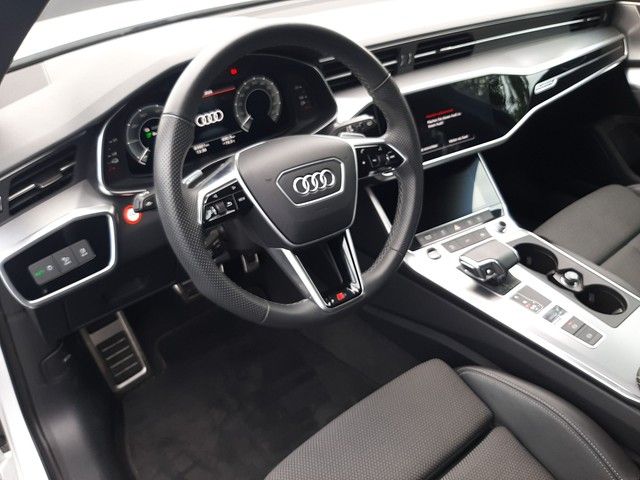 Fahrzeugabbildung Audi A6 Avant 55TFSIe quattro sport StdHzg Matrix 19"