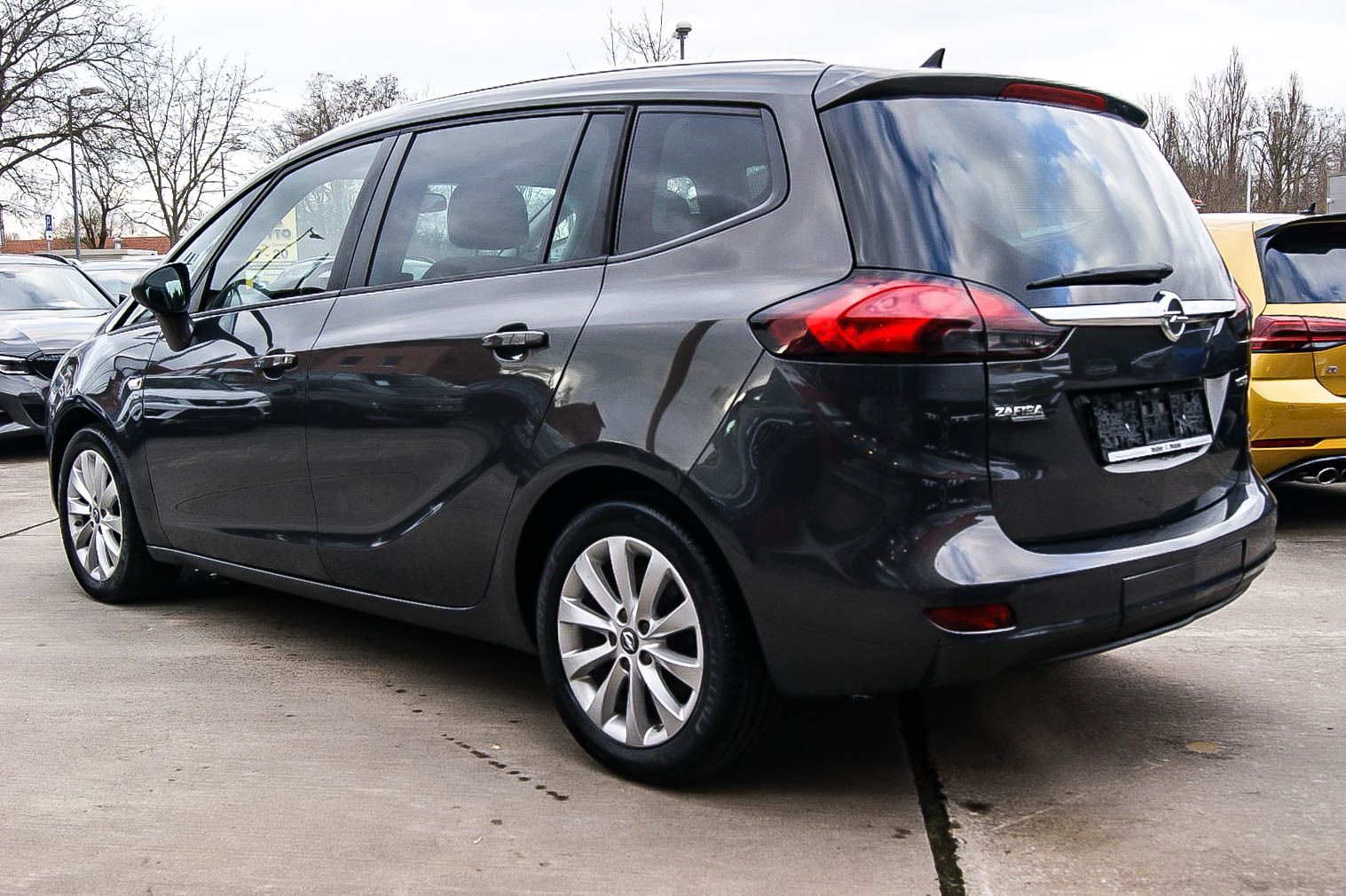 Fahrzeugabbildung Opel Zafira Tourer 1.6Turbo ACTIVE FAHRRADTRÄGERSYST.