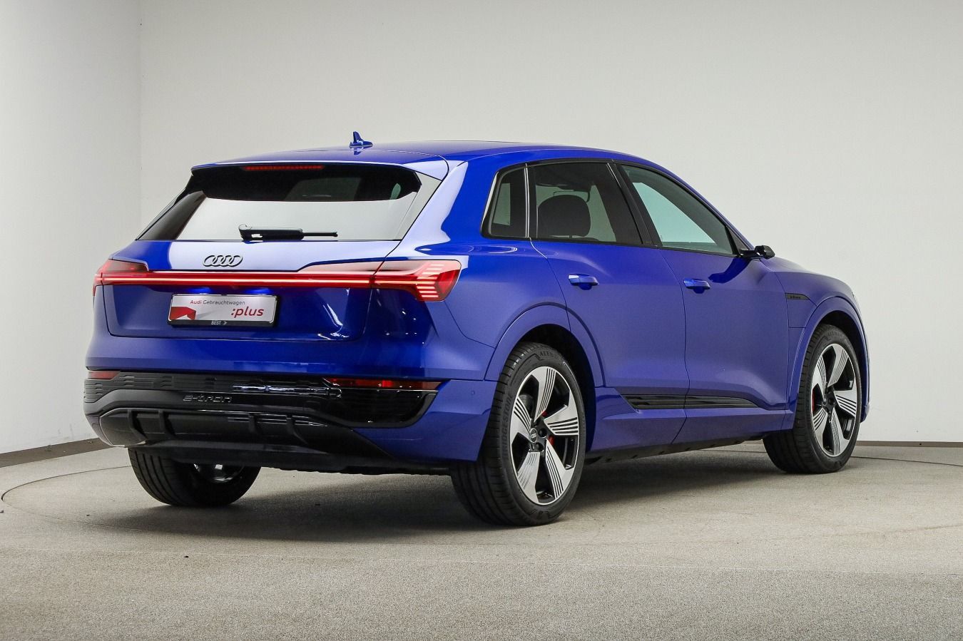Audi Q8 e-tron S line 55 Pano, B&O, HUD, Assist imagem 2