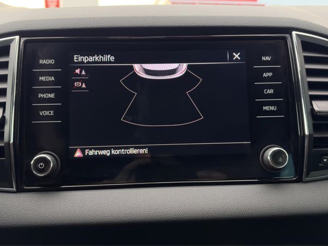 Skoda Karoq Style 1.5 TSI °LED°Navi°AHK°SHZ°RFK°PDC°