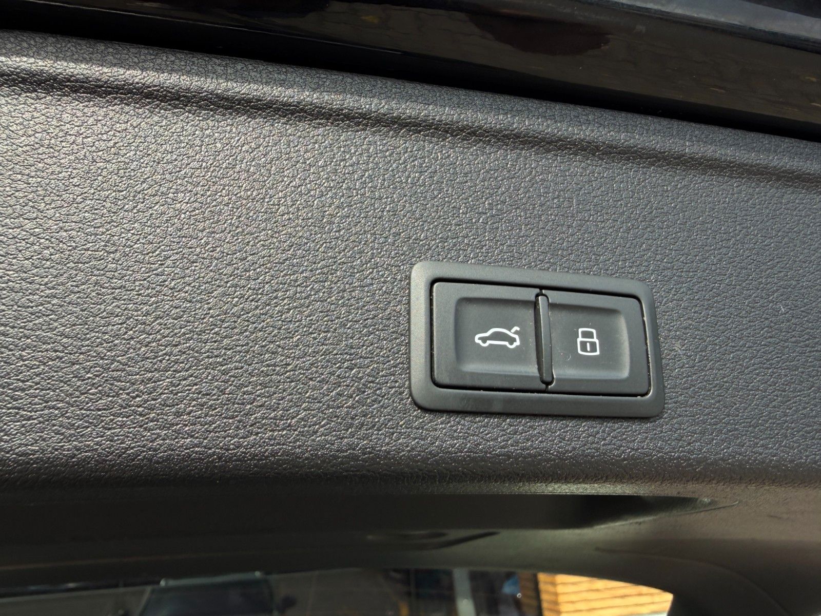 AUDI A4 A4 Avant 40 TFSI MMI Navigation Plus – Ansicht 12