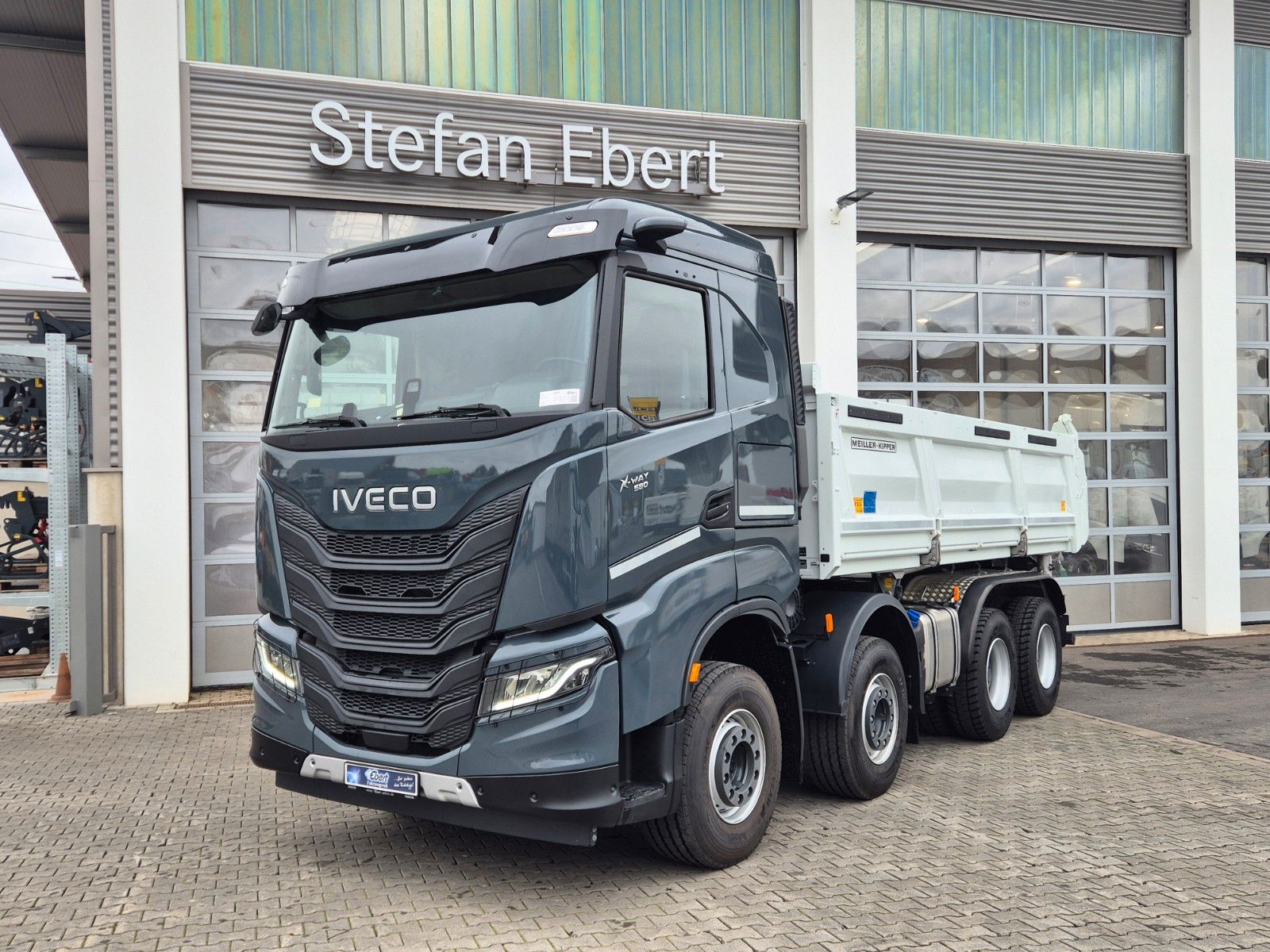 Fahrzeugabbildung Iveco AS360X58Z HR ON+ 8x4 Meiller Bordmatic AHK