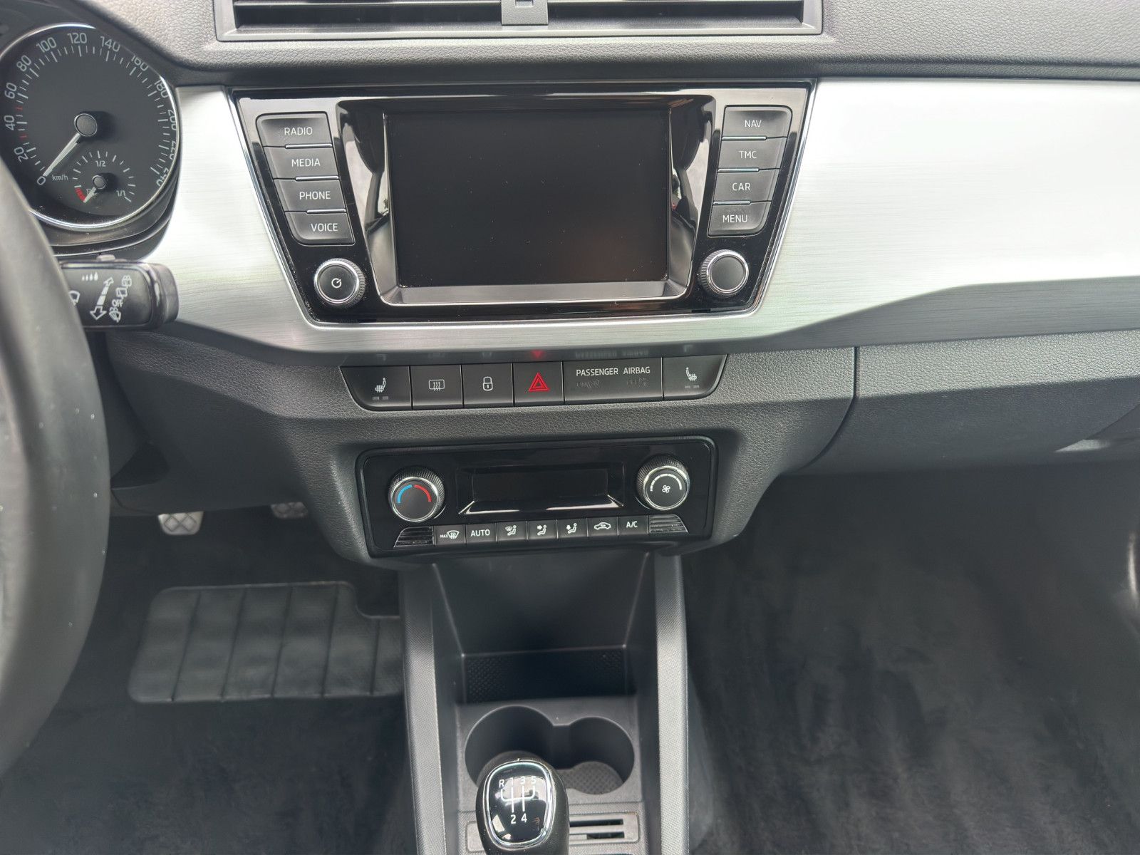 Fahrzeugabbildung SKODA Fabia Drive/ NAVI/ SITZHEIZUNG/ KLIMA