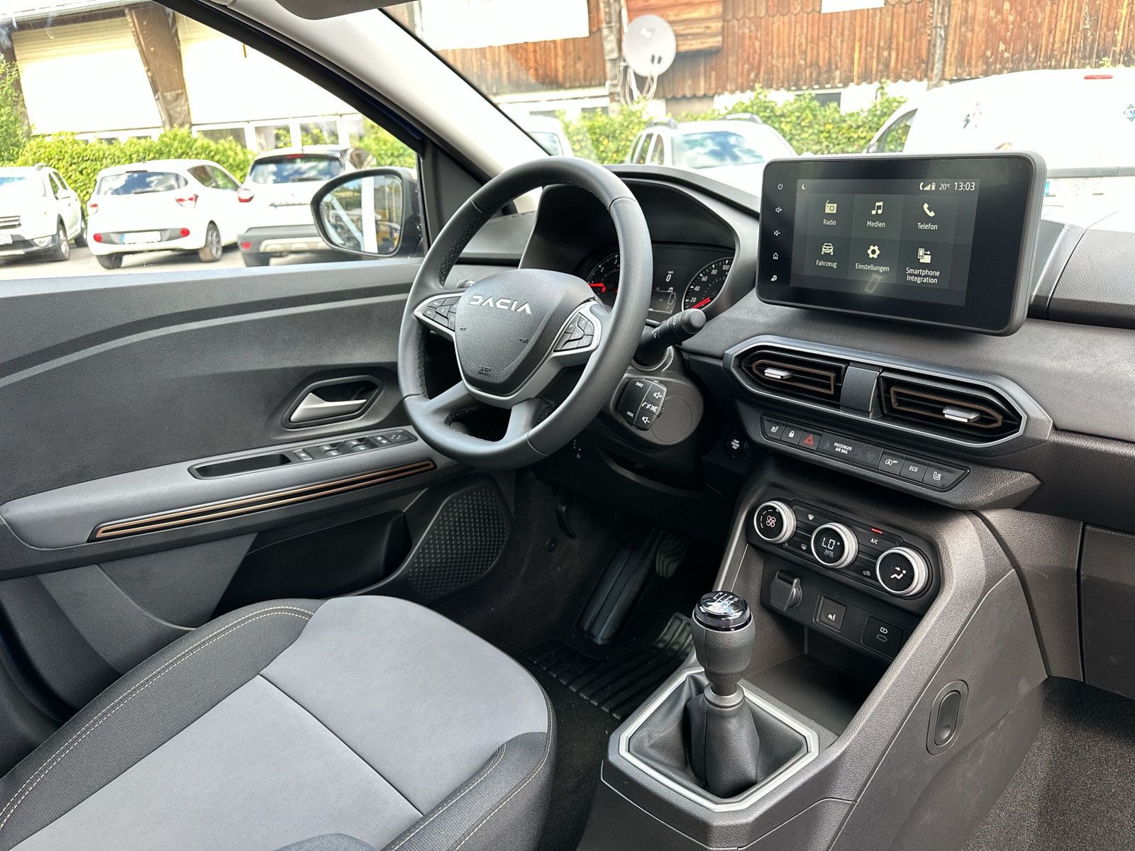 Dacia Sandero - Bild 9