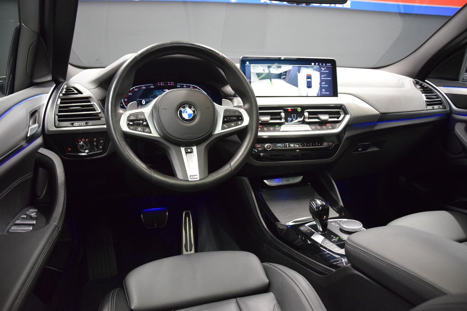 Fahrzeugabbildung BMW X4 xDrive 30 d M Sport ACC Pano Leder AHK STHZ