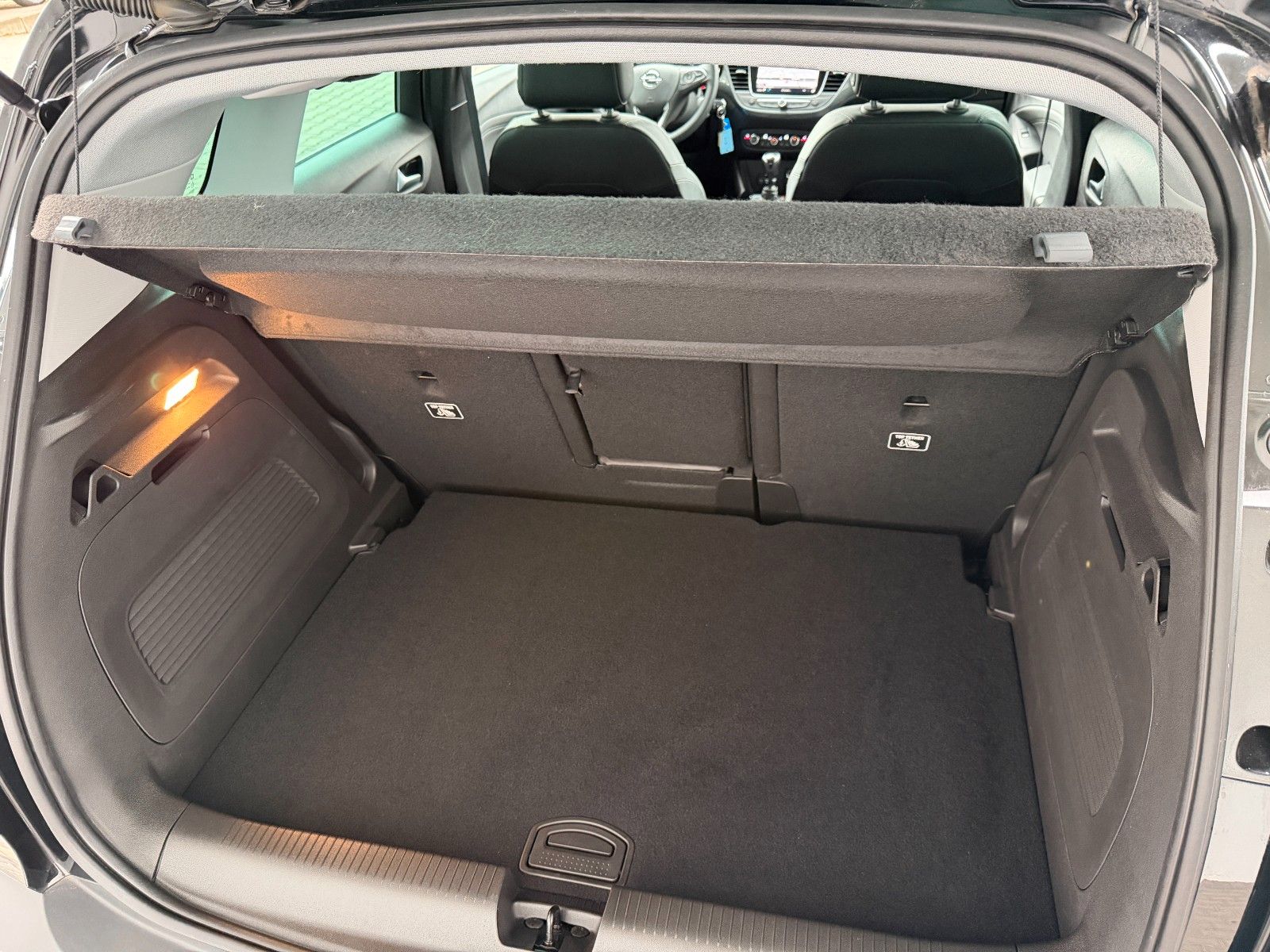 Fahrzeugabbildung Opel Crossland Elegance 110PS NAVI/Kamera/LED!