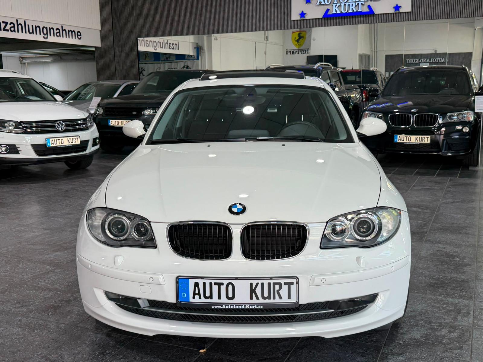 BMW 116 i Autom.*Navi*Xenon*PDC*Shz*Glasdach*1.Hd