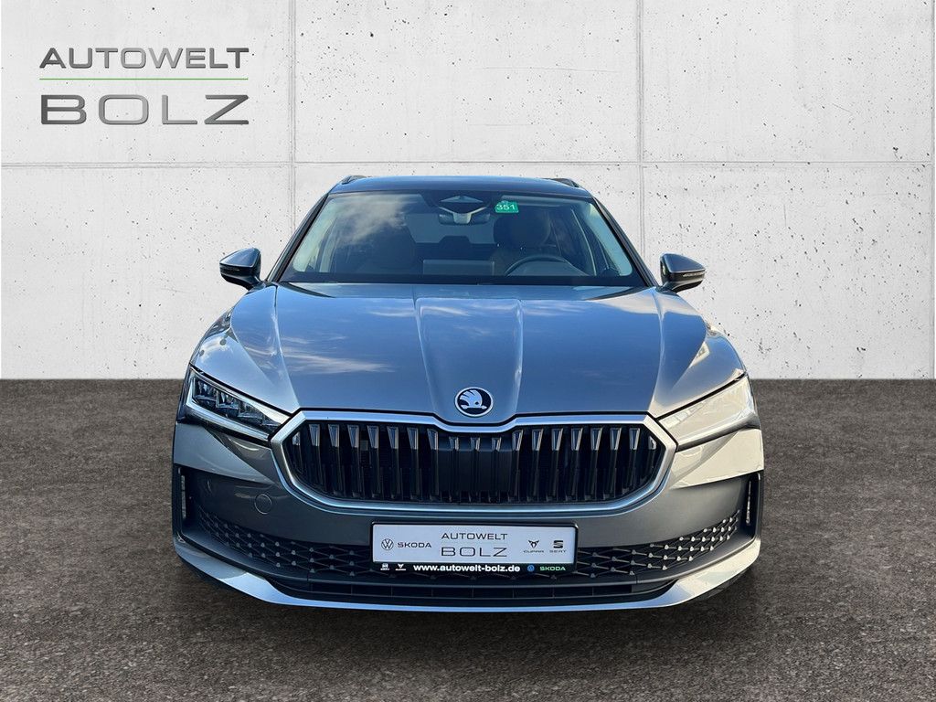 Skoda Superb - Bild 2