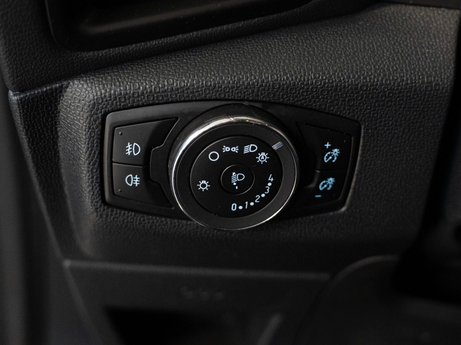 Fahrzeugabbildung Ford EcoSport Active WINTER-P./NAVI/KAMERA/DAB