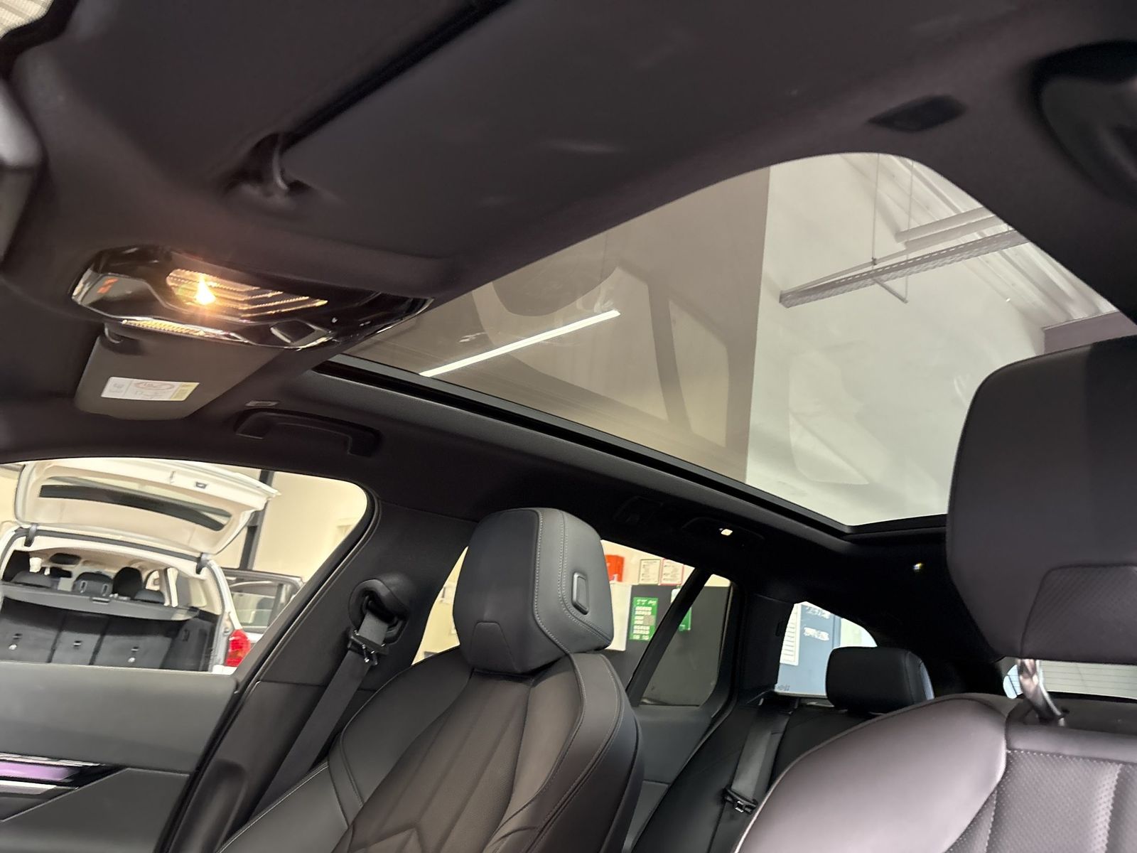BMW 520 - Bild 16