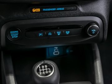 Ford Focus 1.0 Titanium Intelligent Drive Assist LED