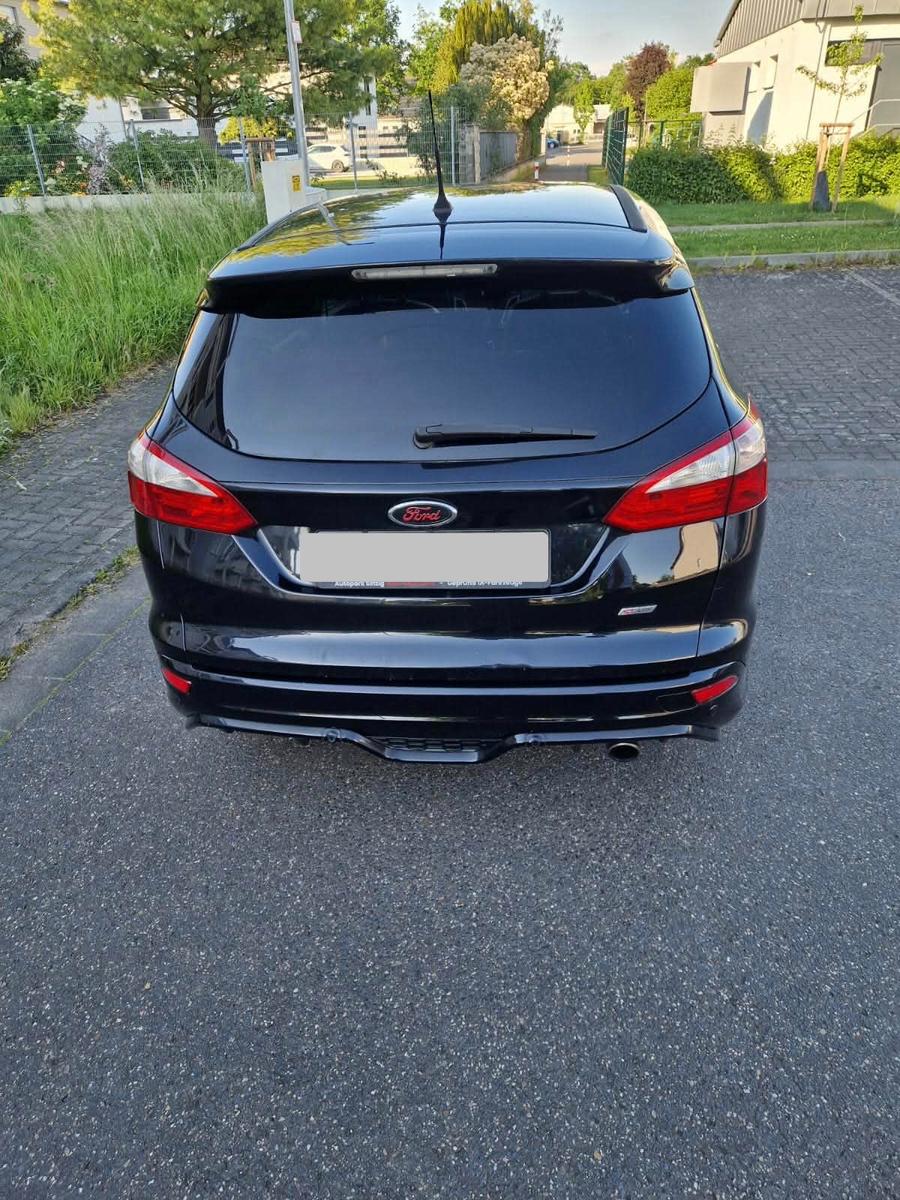 Ford Focus 2013 — engine 1.997 cm³, 163 HP (120kW)