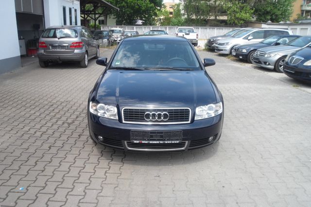 Audi A4 Lim. 2.4