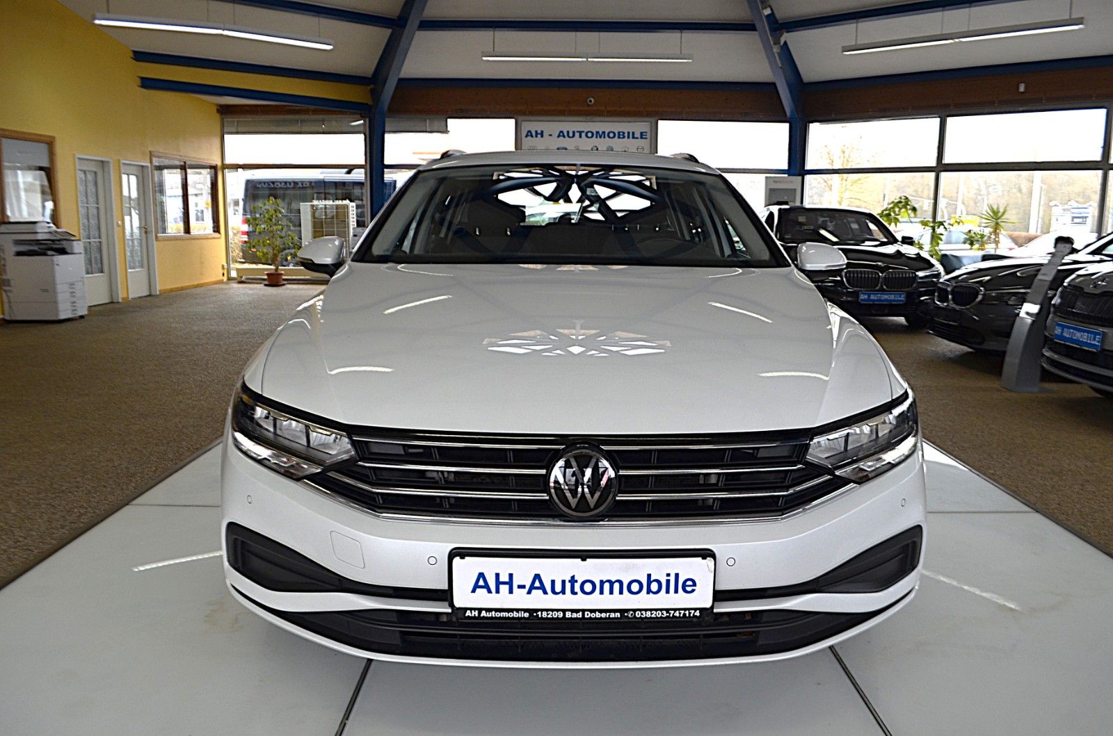 Volkswagen Passat Variant Basis AUTOMATIK NAVI R-KAMERA foto 5