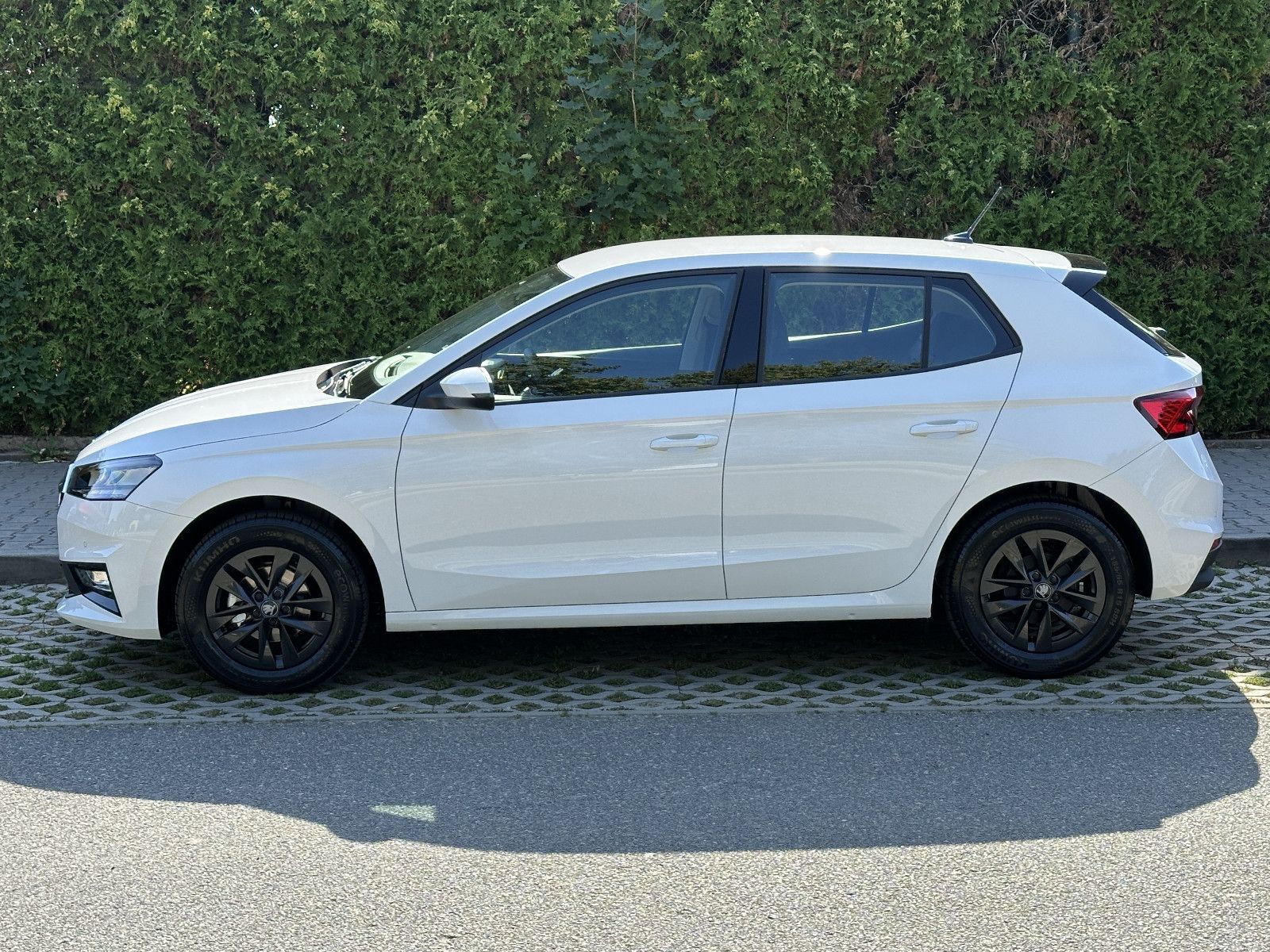 Skoda 95PS Classic Climatronic KAMERA+PDC V/H LM15" imagem 3
