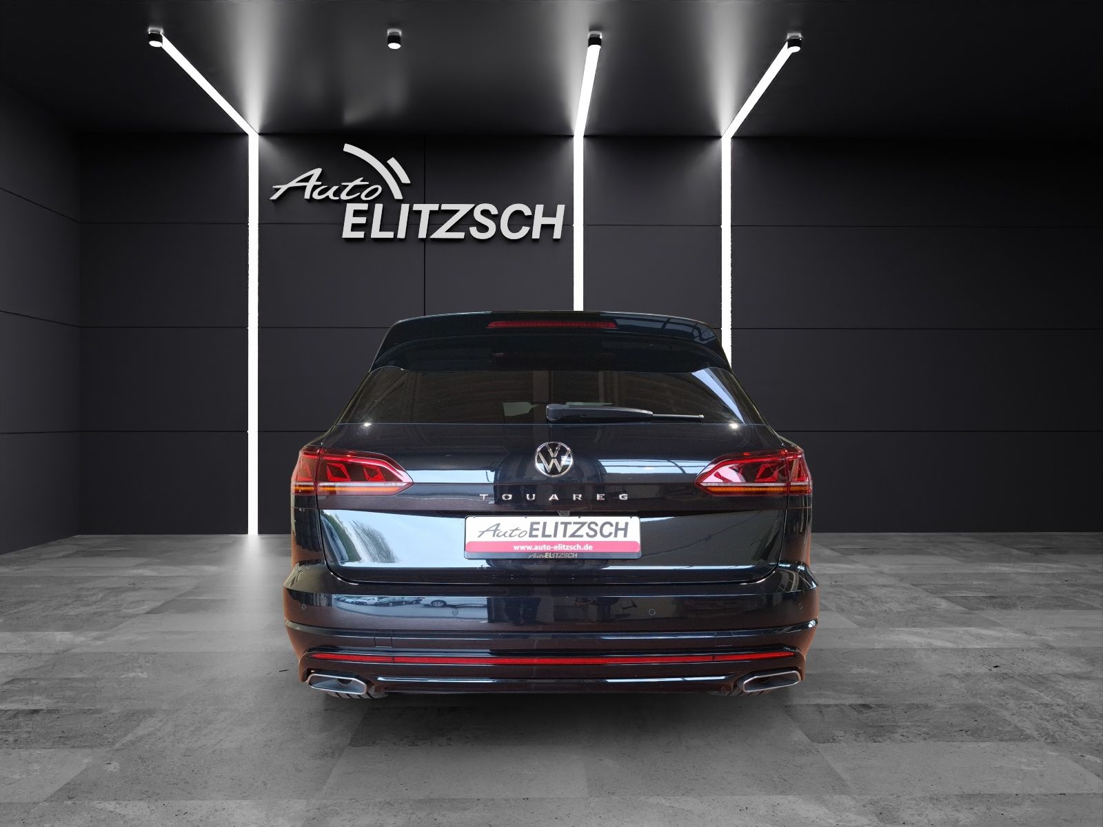 Fahrzeugabbildung Volkswagen Touareg TDI R-Line 4M Standhzg. Matrix AHK Navi