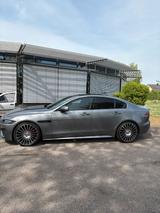 Jaguar Xe 2019 (60.000km) - Jaguar: 0 Km