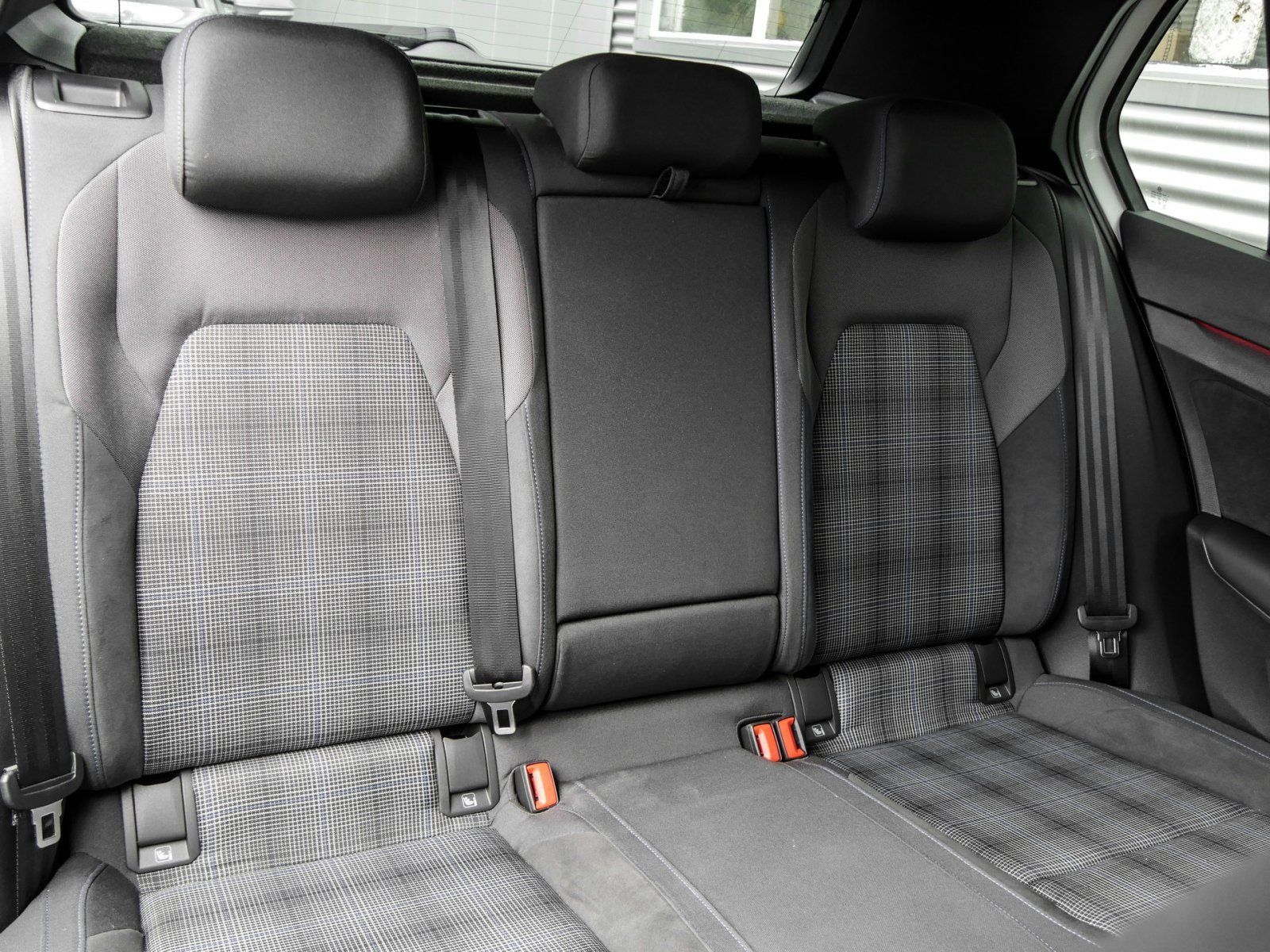 Volkswagen Golf - Bild 4