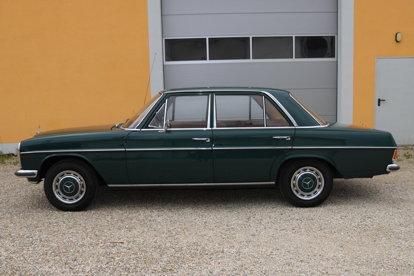 Mercedes-Benz W115 220/8 Traumzustand*Wertgutachten*Garage*