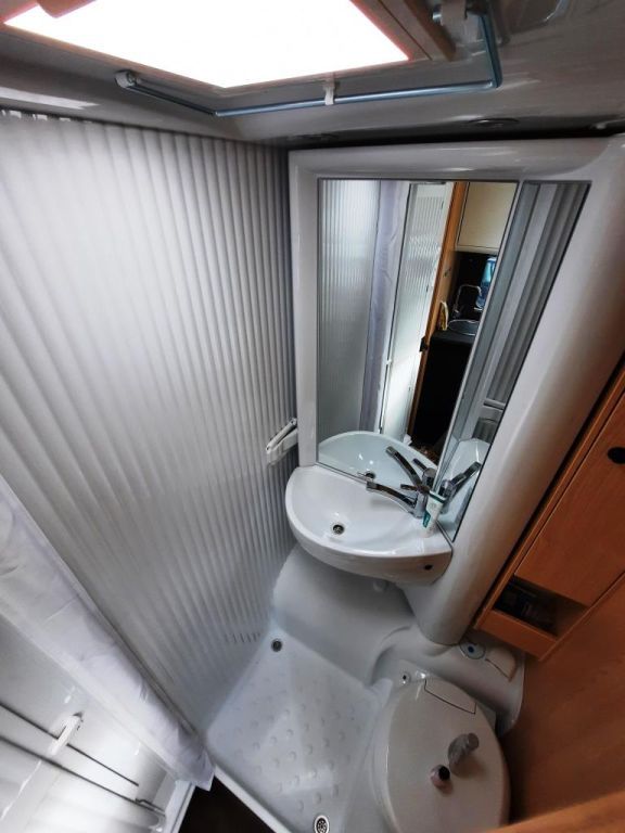 Fahrzeug Übersicht 16 Fahrzeugabbildung Sunlight A 60 Verfüg. / Sparen Sie 4.033,- €